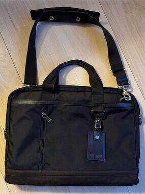 BUNDLE Tumi Laptop Bag, Laptop Insert and Tumi Flat Folding Pack
